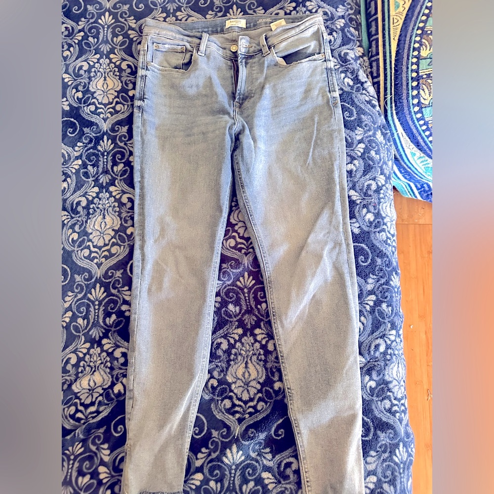 Kensie Vintage high rise jeans , never worn in perfect condition😊